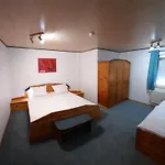Hotel Smile